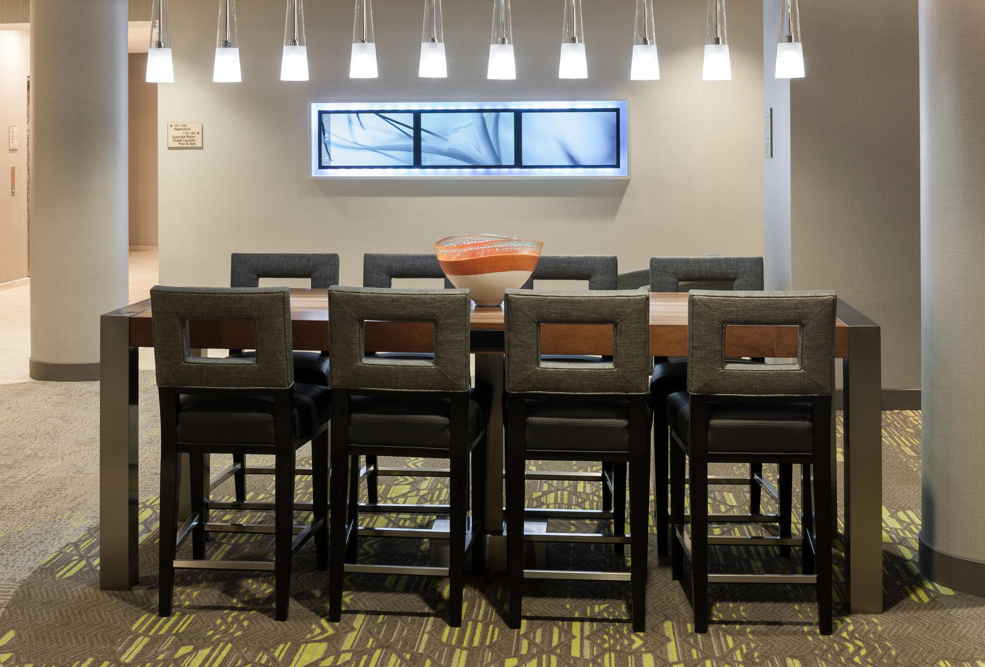 Springhill By Marriott Parkcenter