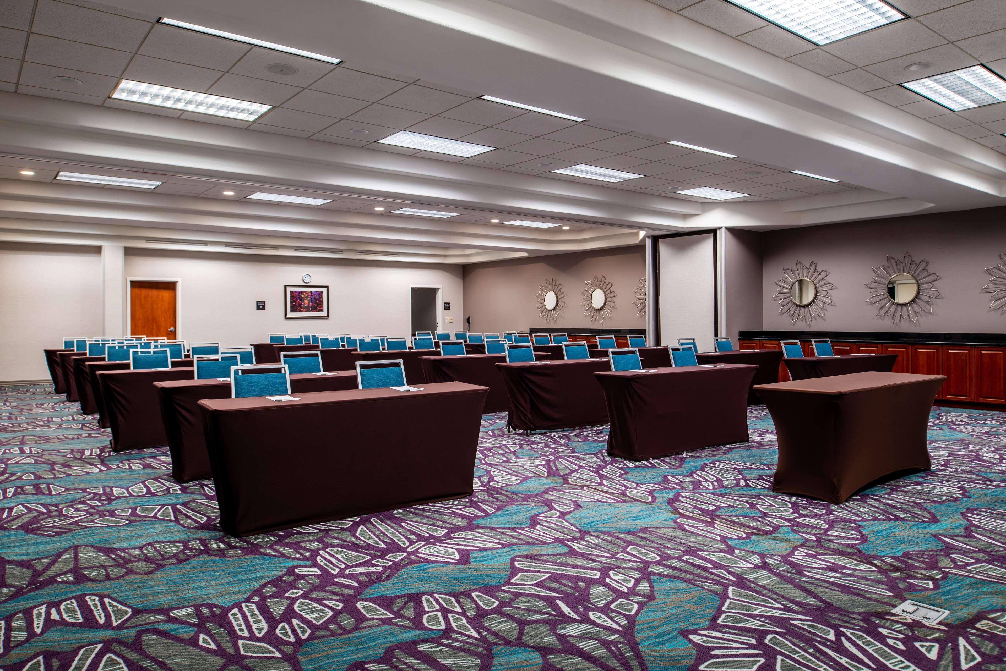 Hotel Hampton & Boise/spectrum 3*