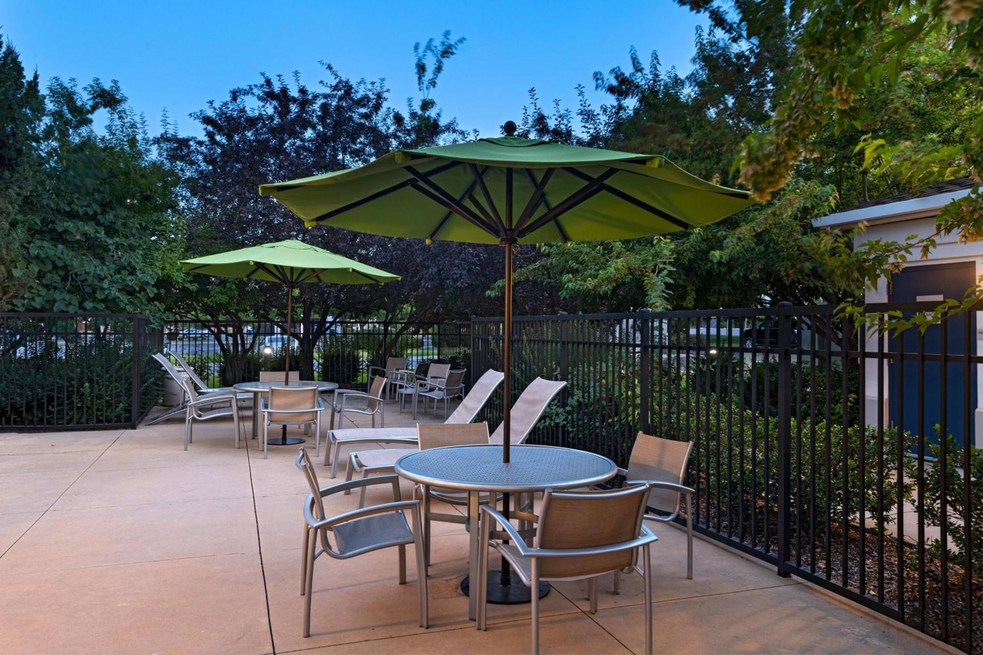 Springhill West/eagle Hotel 3*