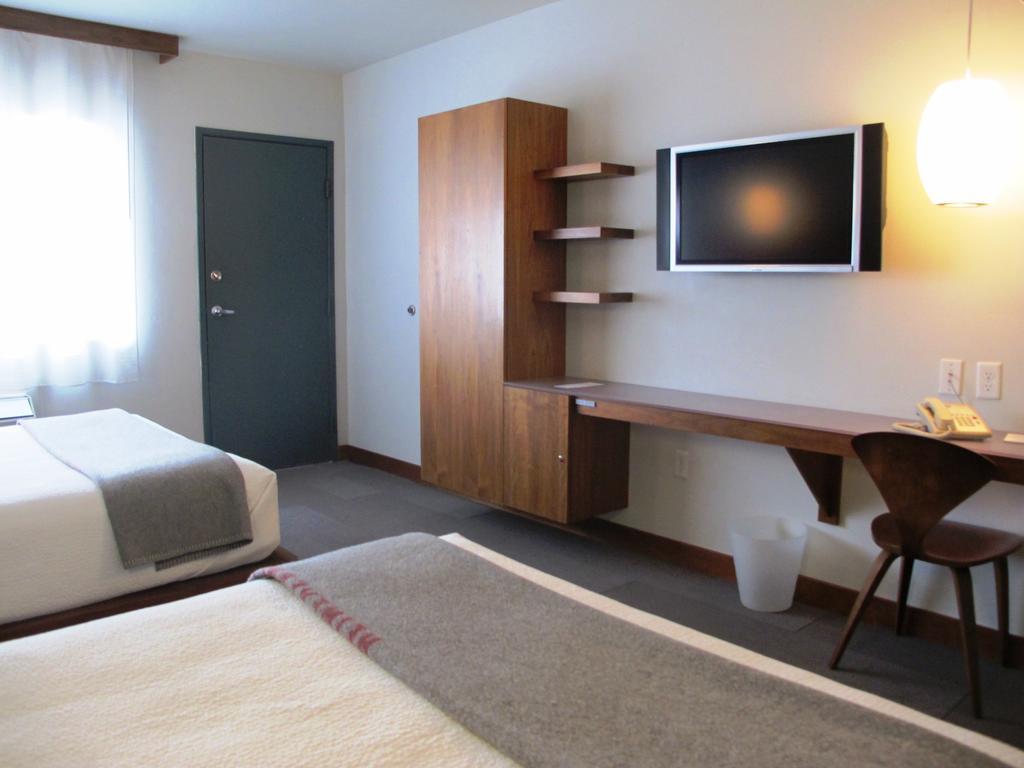 Modern Hotel