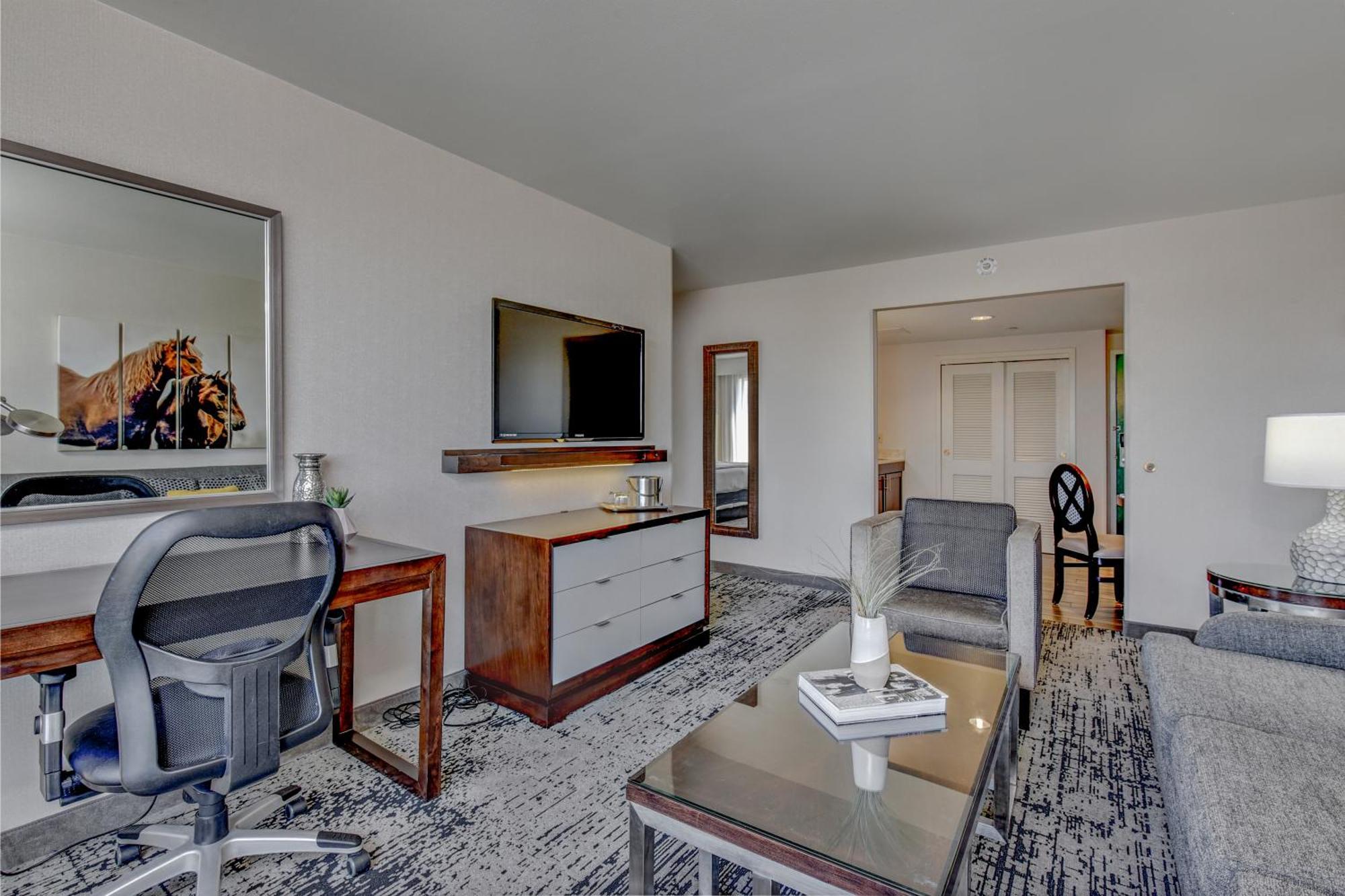 Hotel The Grove 4*