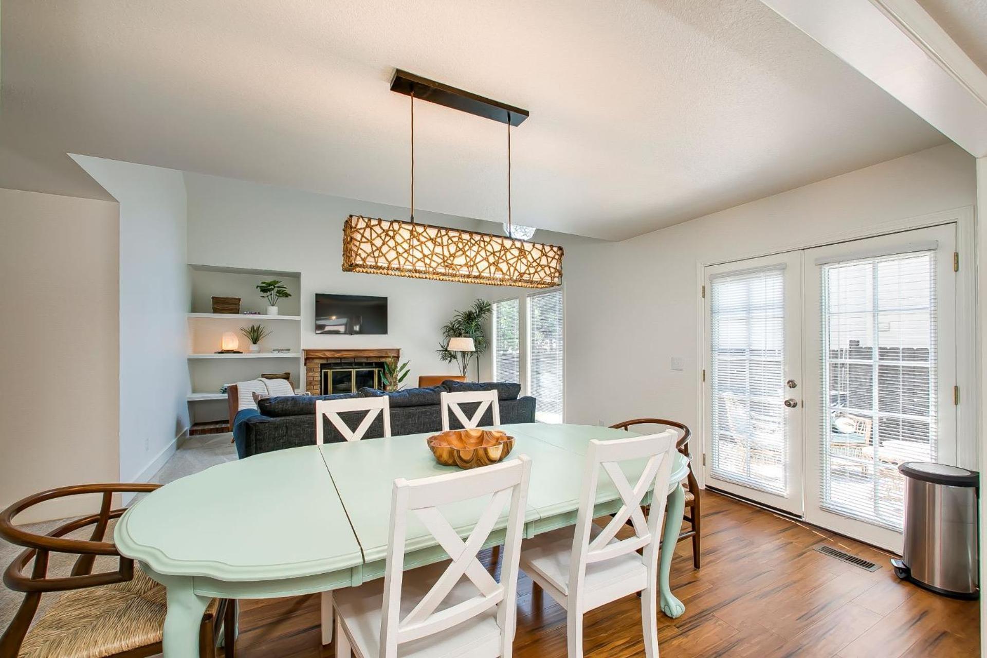 At The Elm Grove Elegance Irene! Holiday home *