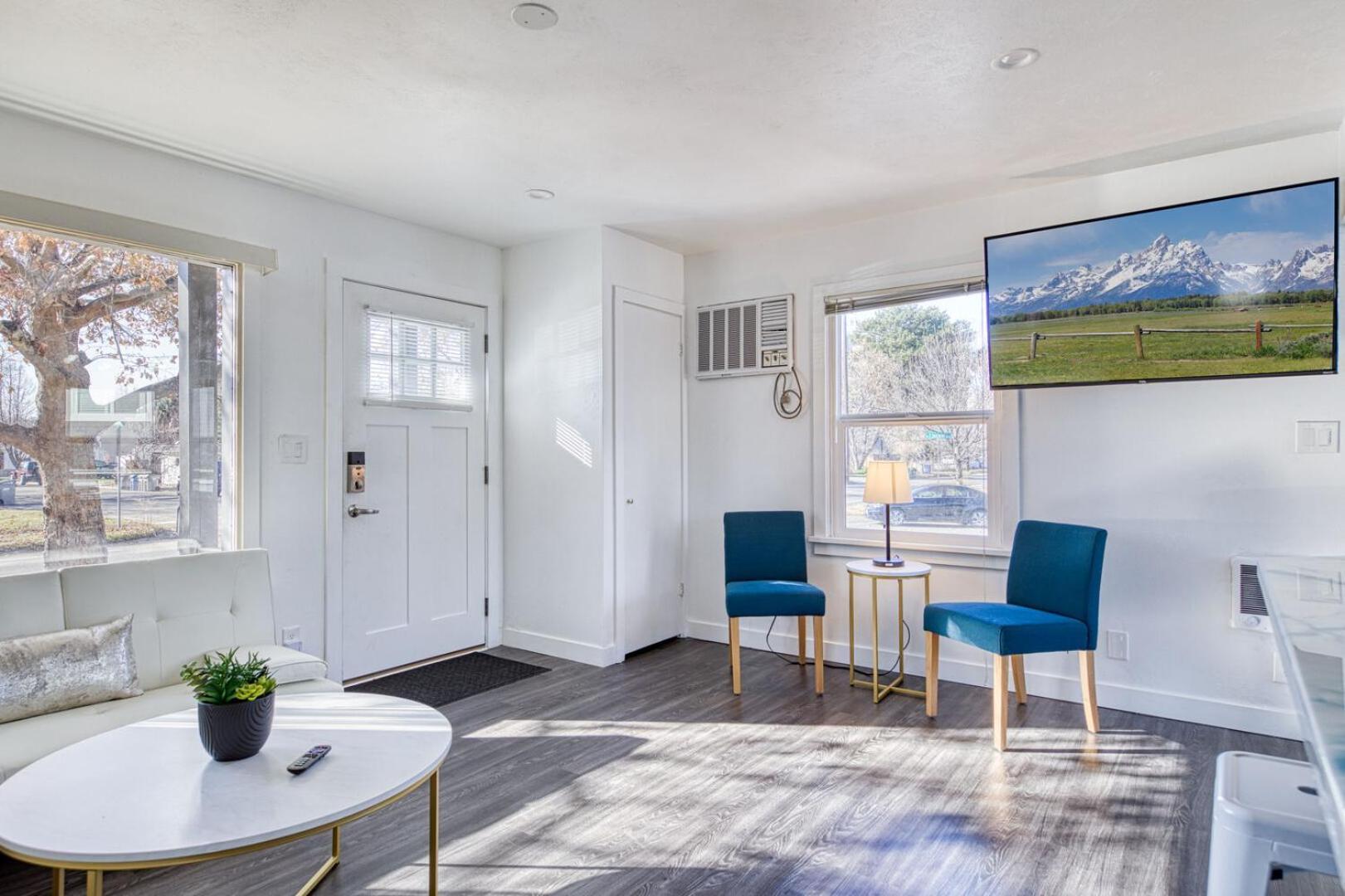 Apartment New Downtown On Bsu Campus 3 Beds Sleeps 6 Boise