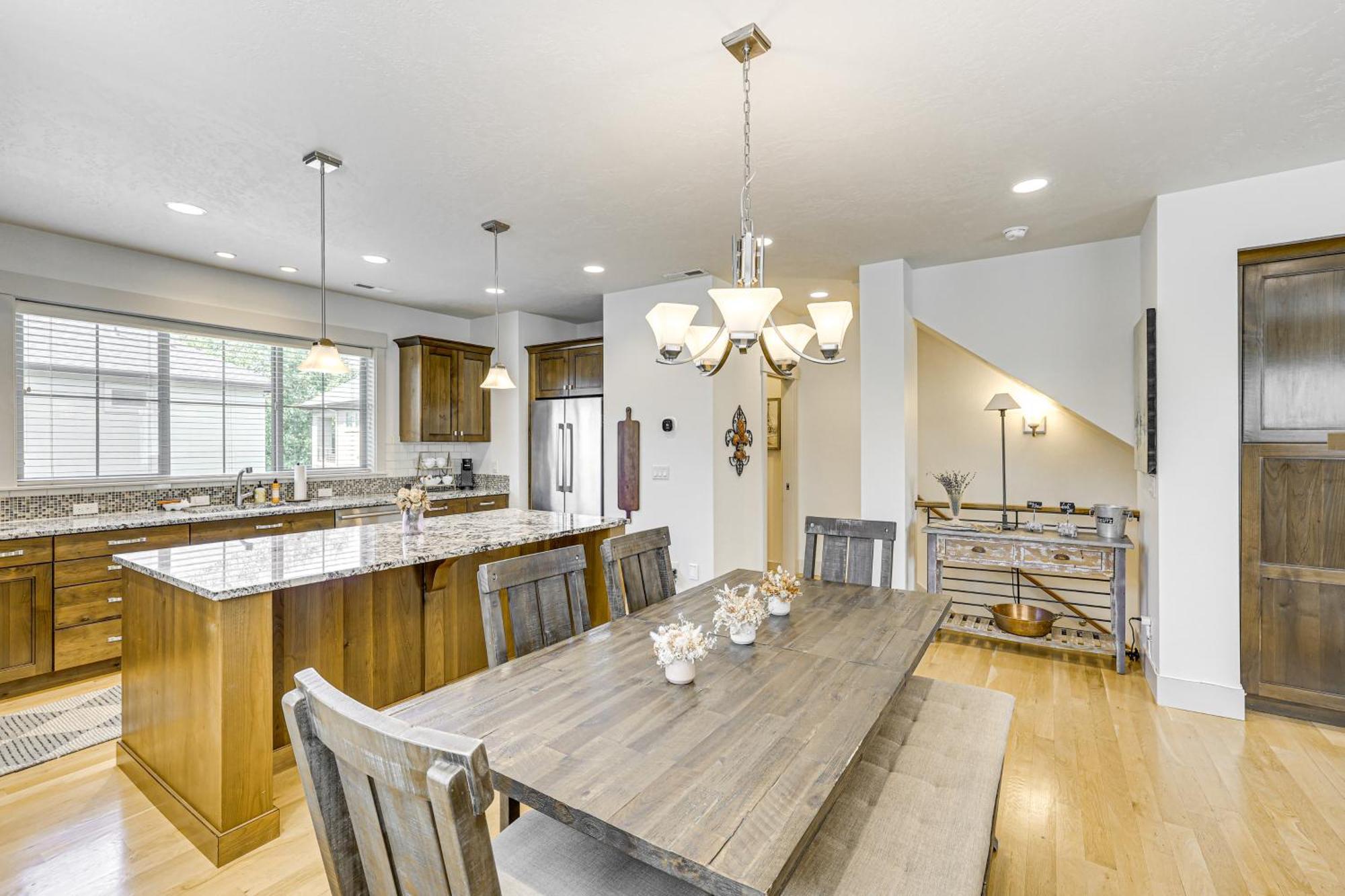 Holiday home Spacious Townhome About 5 Mi To Downtown Boise