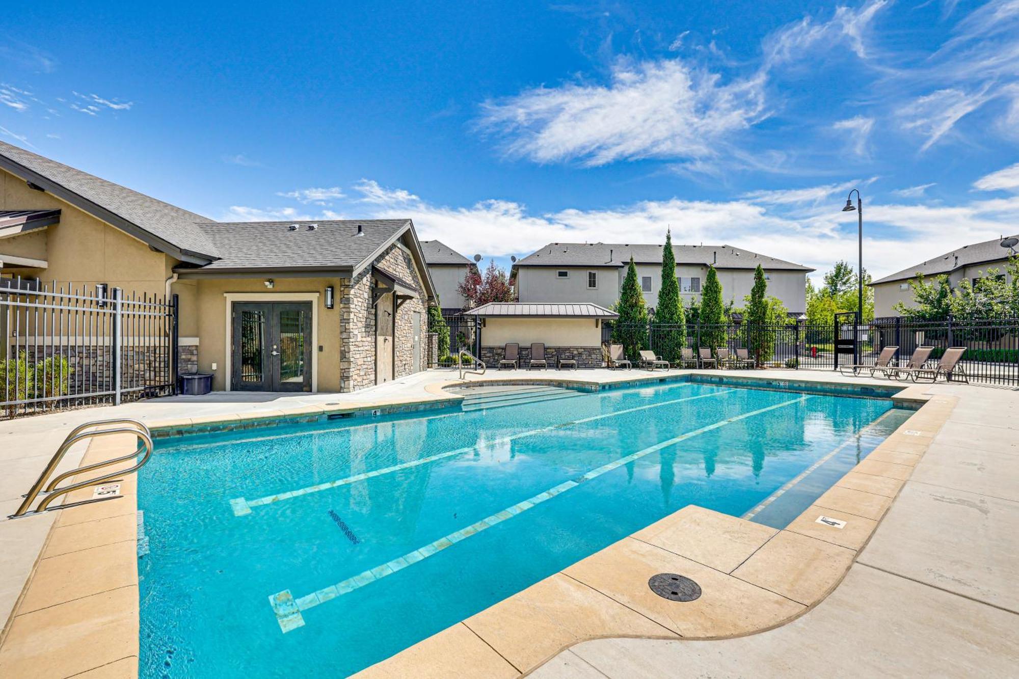 Spacious Townhome About 5 Mi To Downtown * Boise