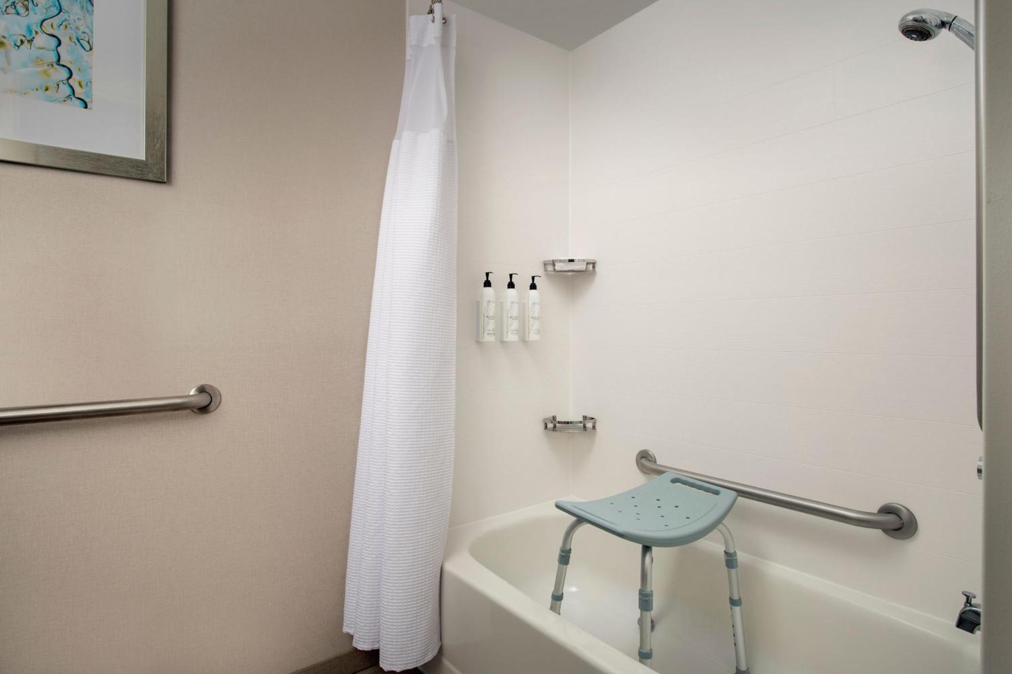 Springhill By Marriott Parkcenter 3*