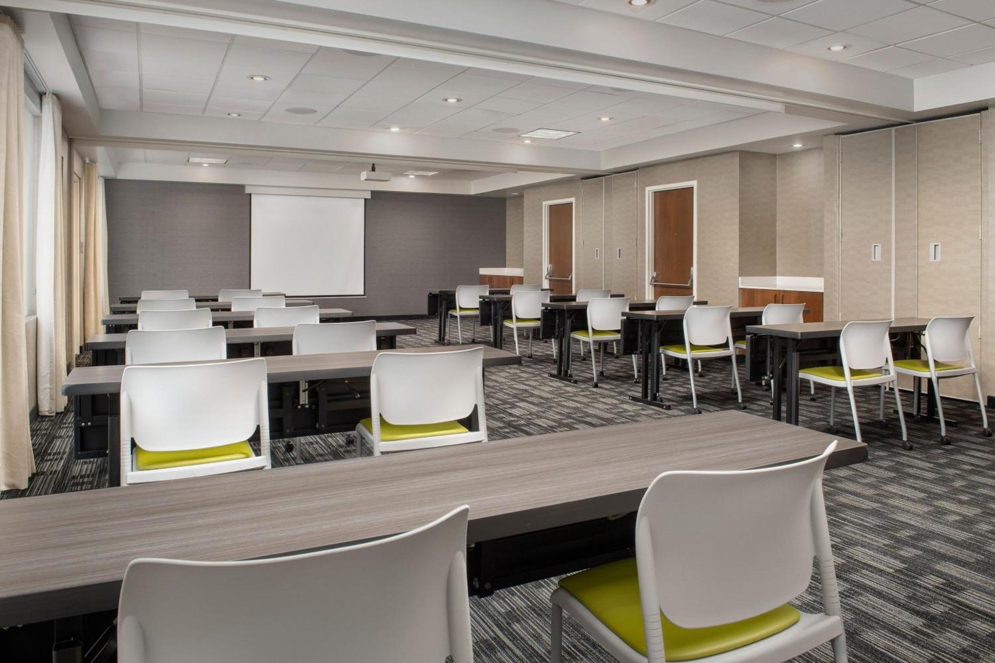 Springhill By Marriott Parkcenter Hotel Boise