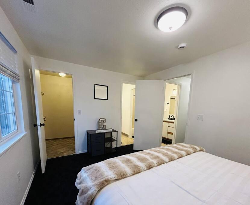 Chandlers Recliner Retreat Apartment *
