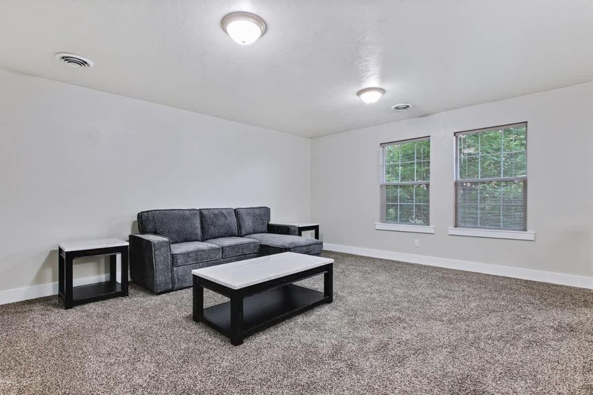 Newly Remodeled Private Sleeps 16 * Boise