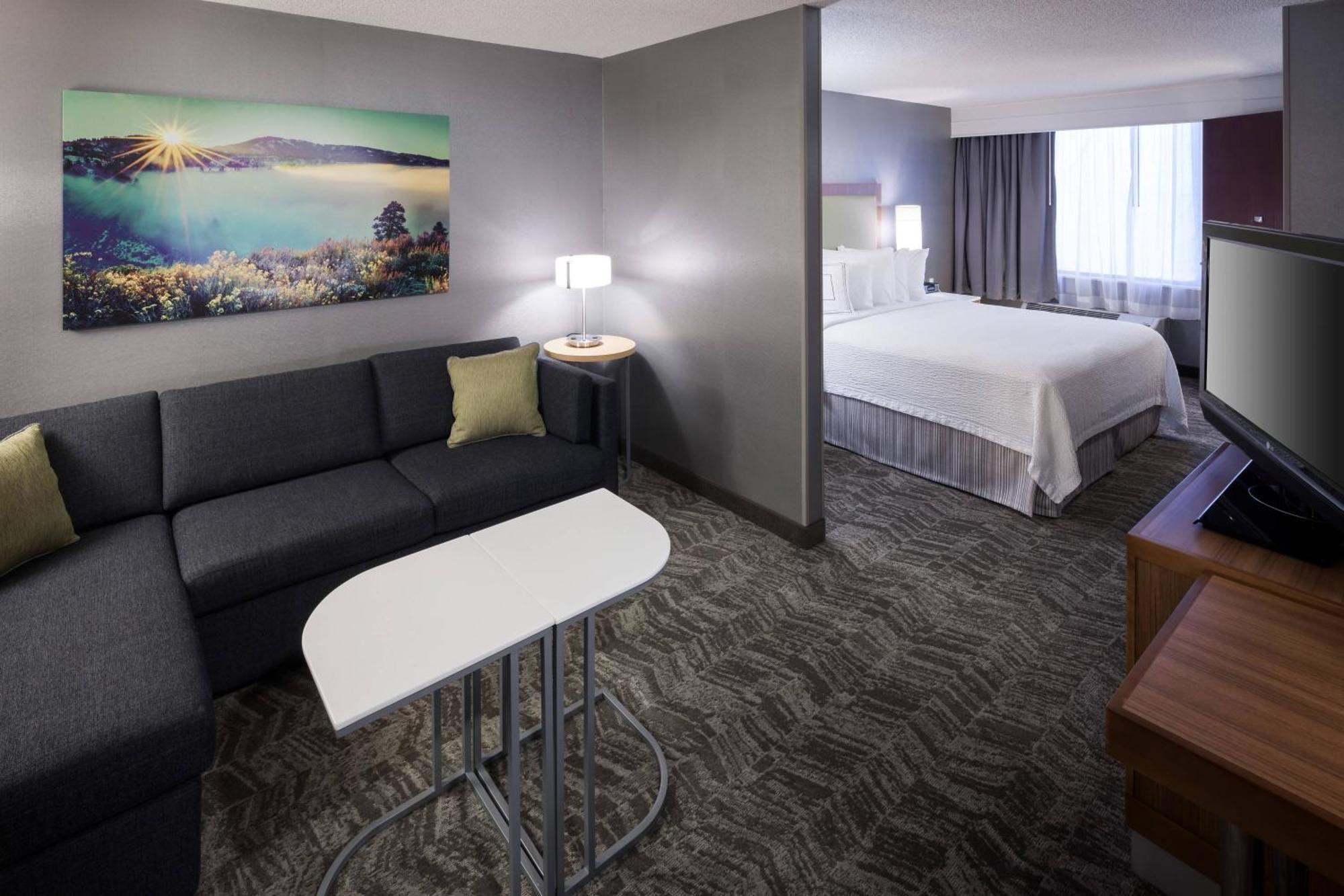 Springhill By Marriott Parkcenter 3*