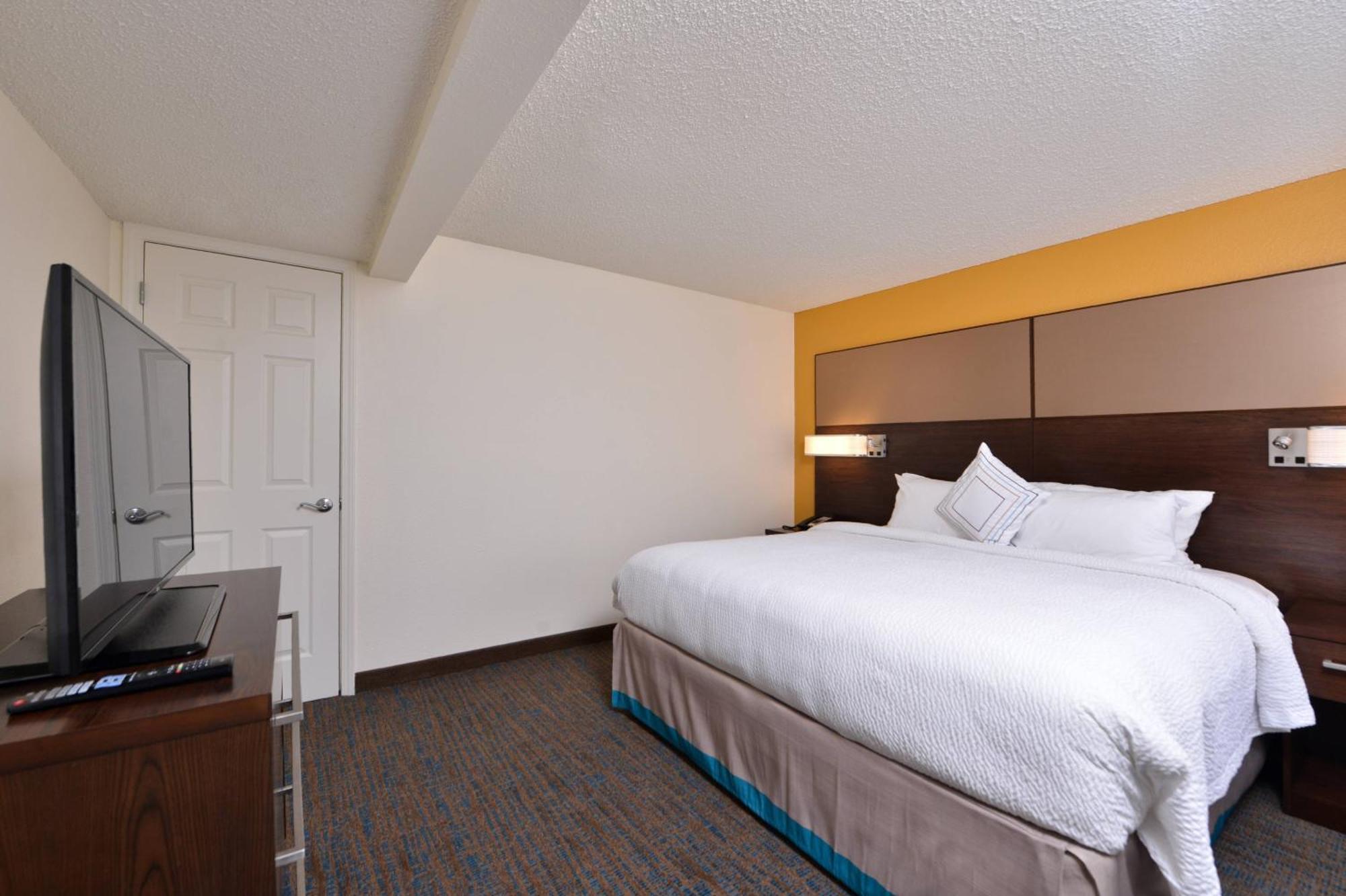 By Marriott Downtown/university Boise