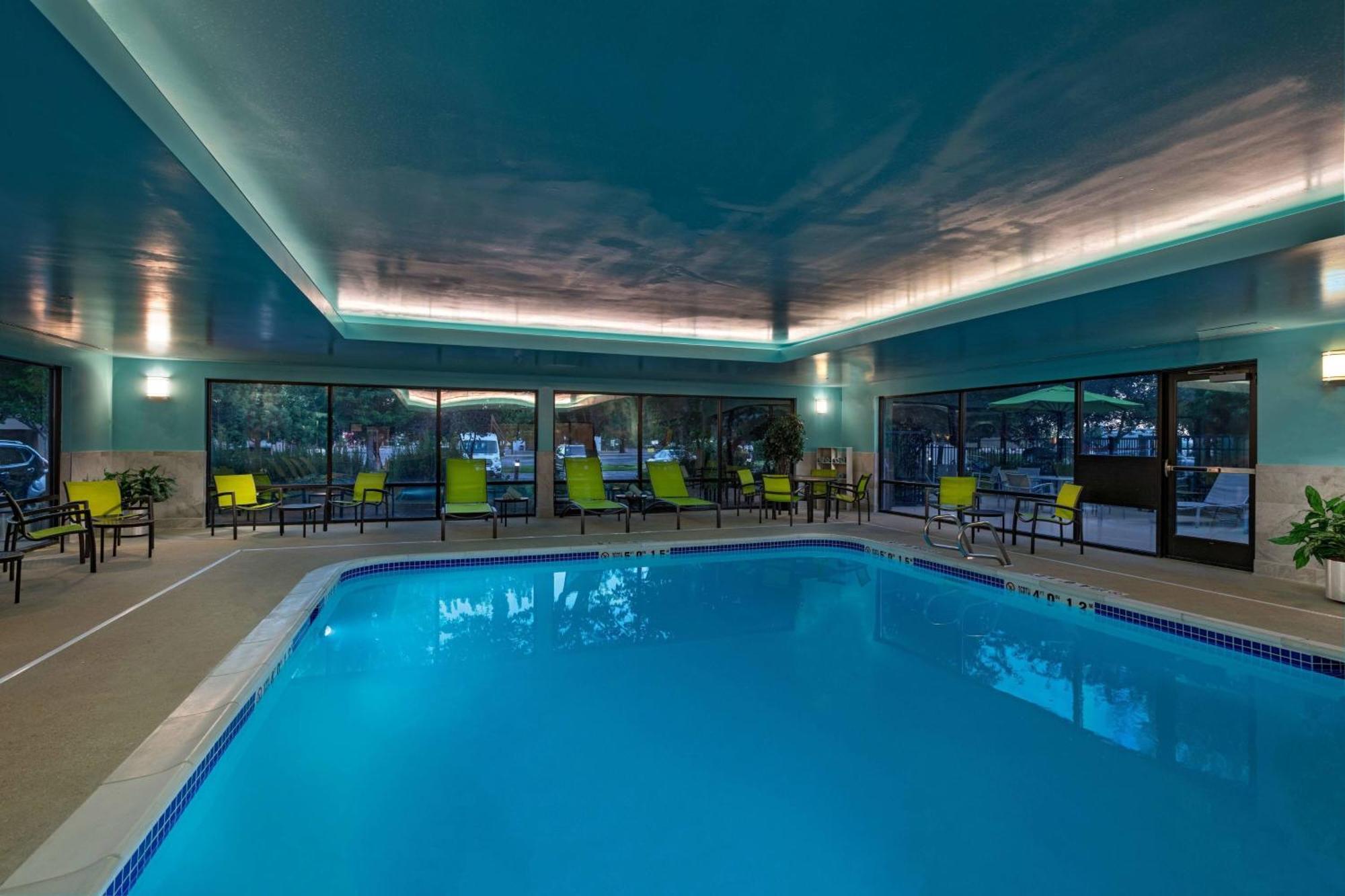 Springhill West/eagle Hotel