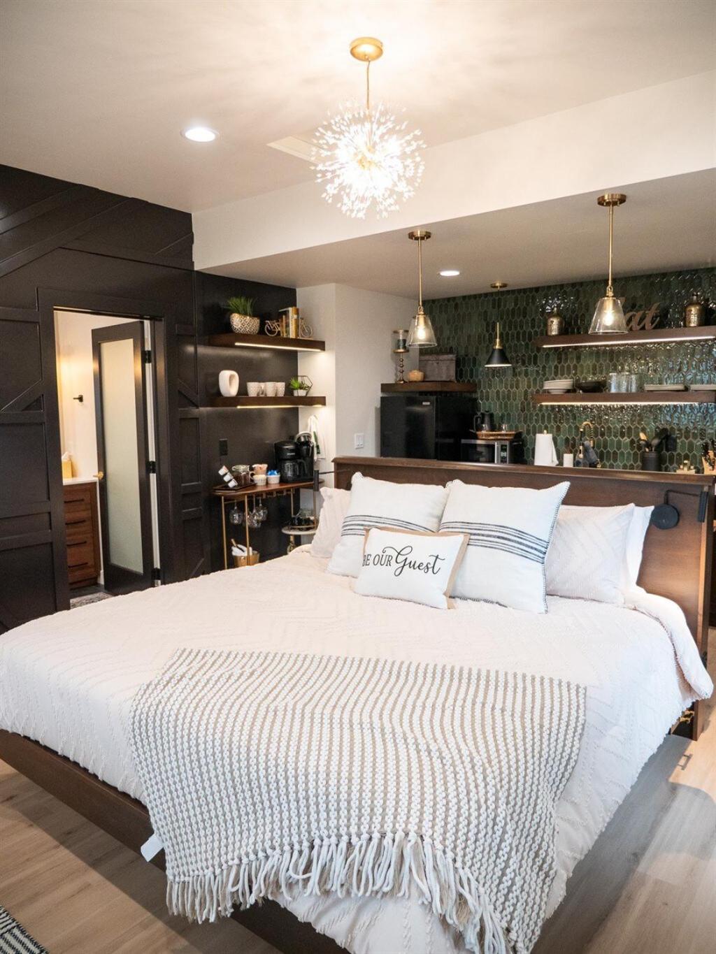 Downtown Sunset Ave Romantic Private * Boise