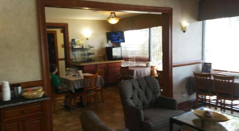 Airport Hotel