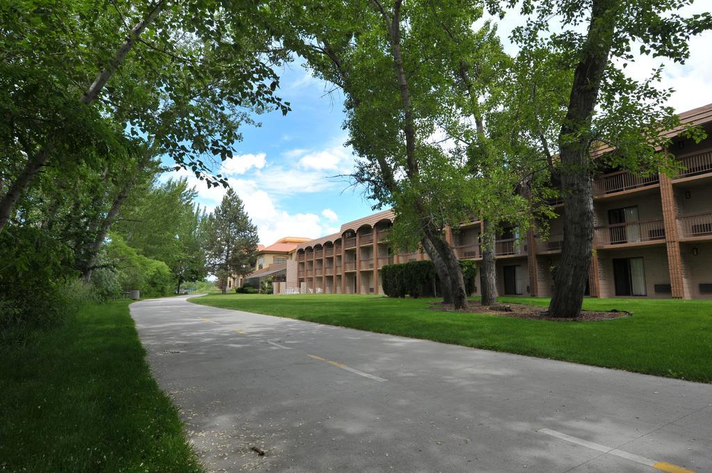 Cottonwood Riverside Downtown 3*