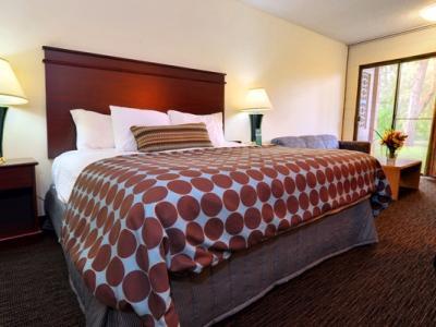 Hotel Cottonwood Riverside Downtown Boise