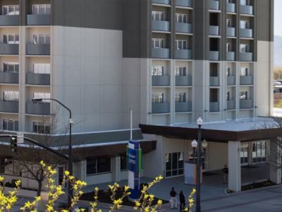 Express & Airport By Ihg Hotel