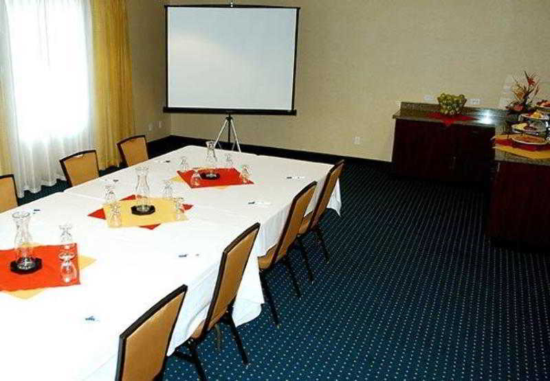 Springhill By Marriott Parkcenter Hotel 3*