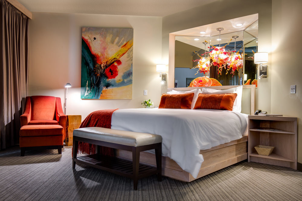 Hotel At 500 Capitol 4*