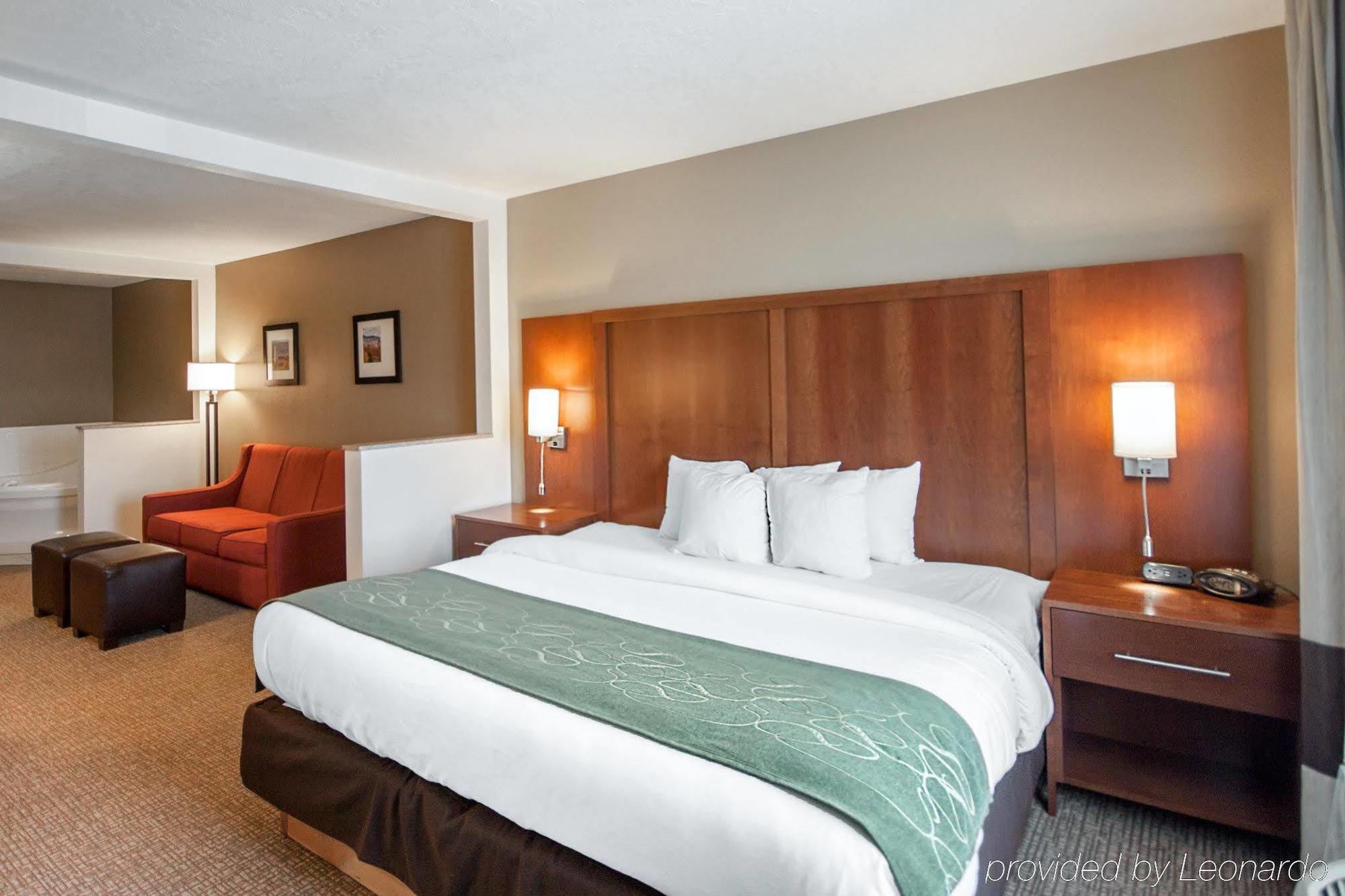 Comfort Airport Hotel 3*