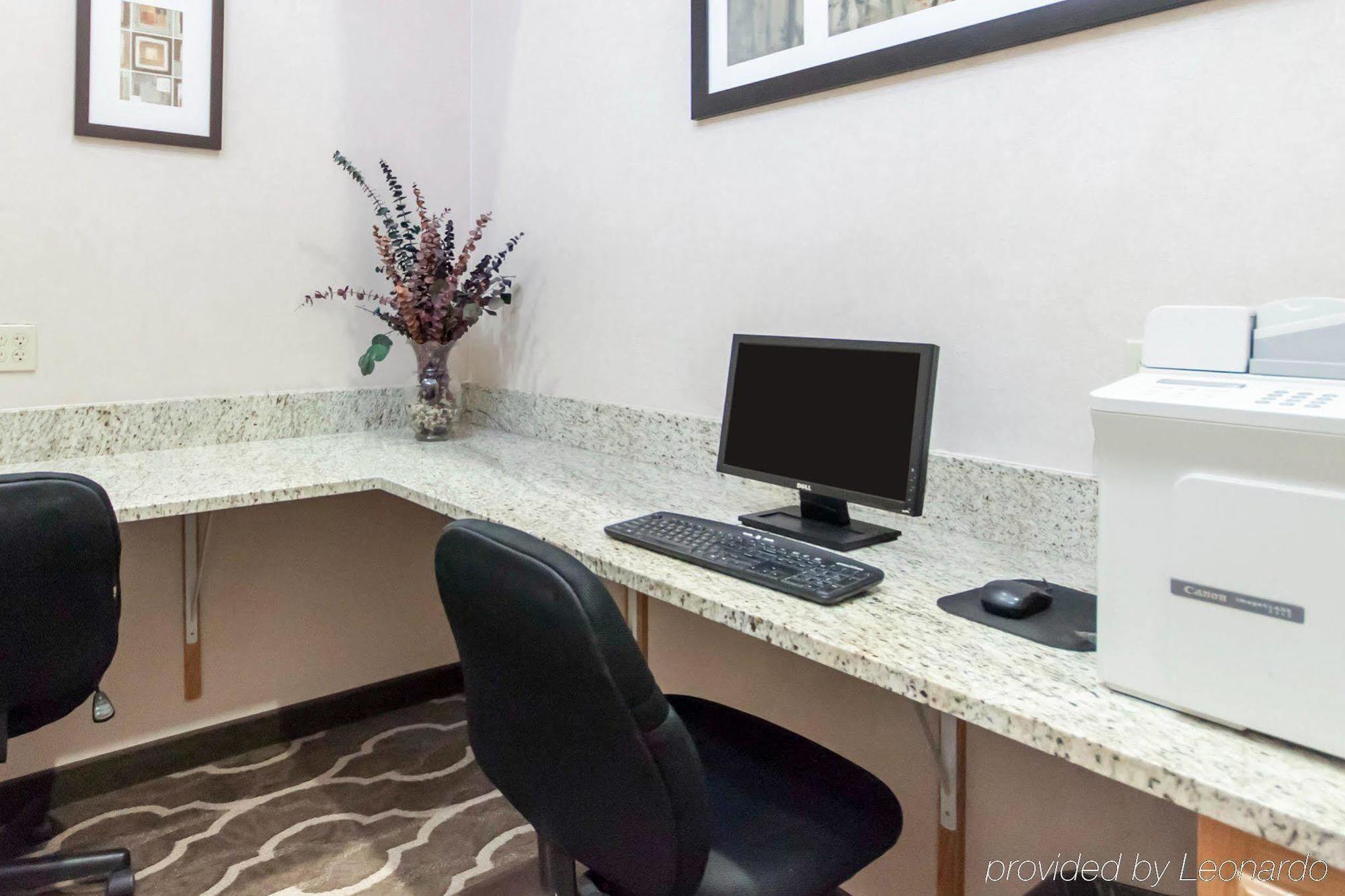 Comfort Airport Hotel Boise