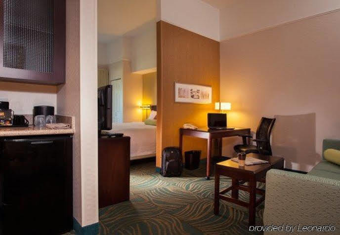 Springhill West/eagle Hotel