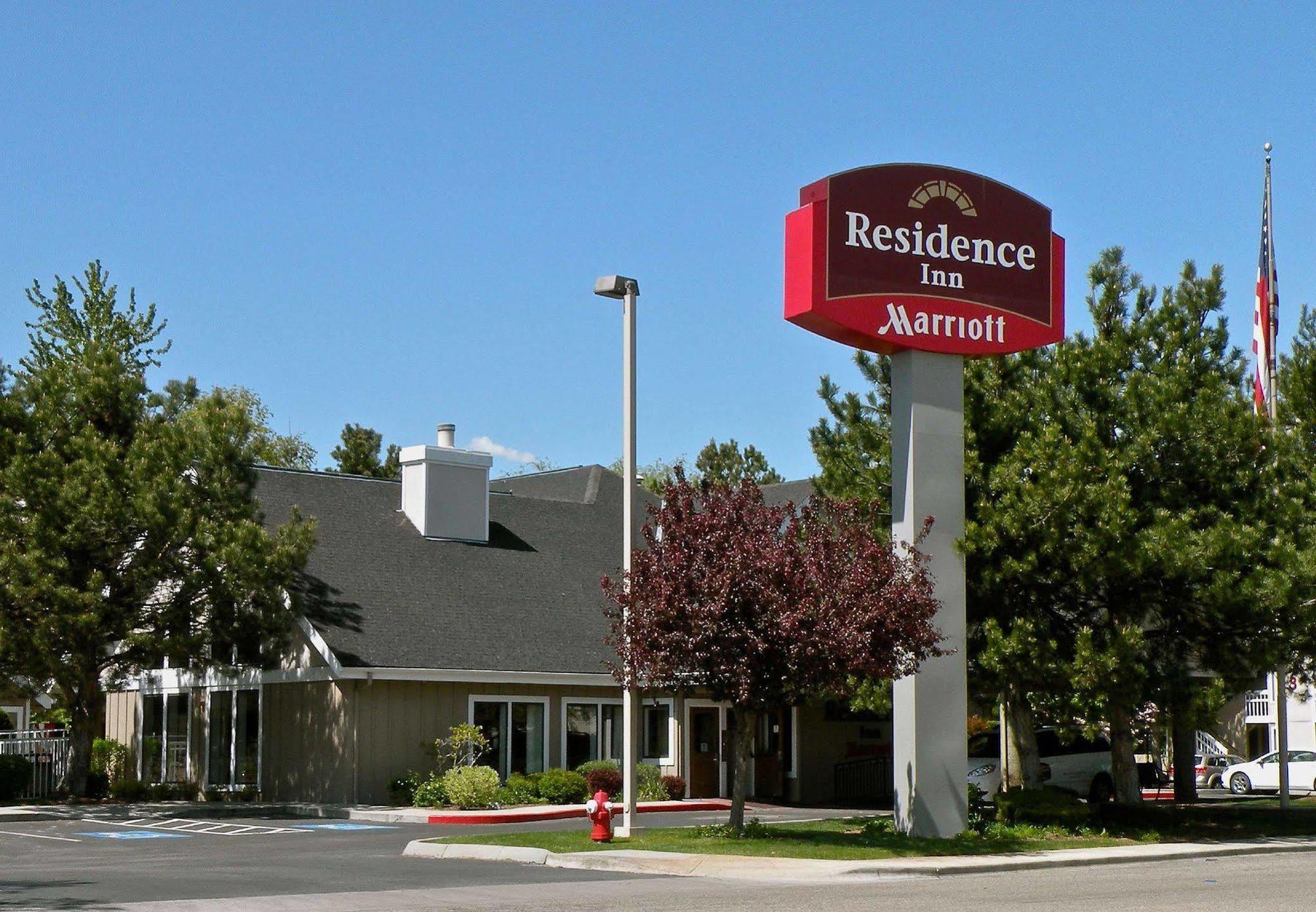 Hotel By Marriott Downtown/university Boise