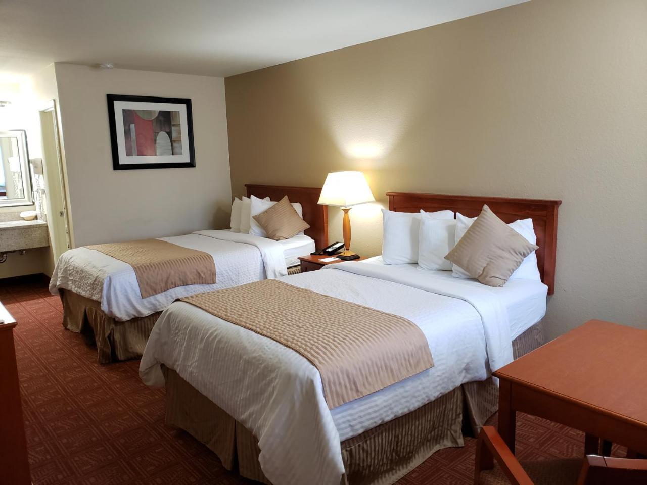 Hotel Airport 3*