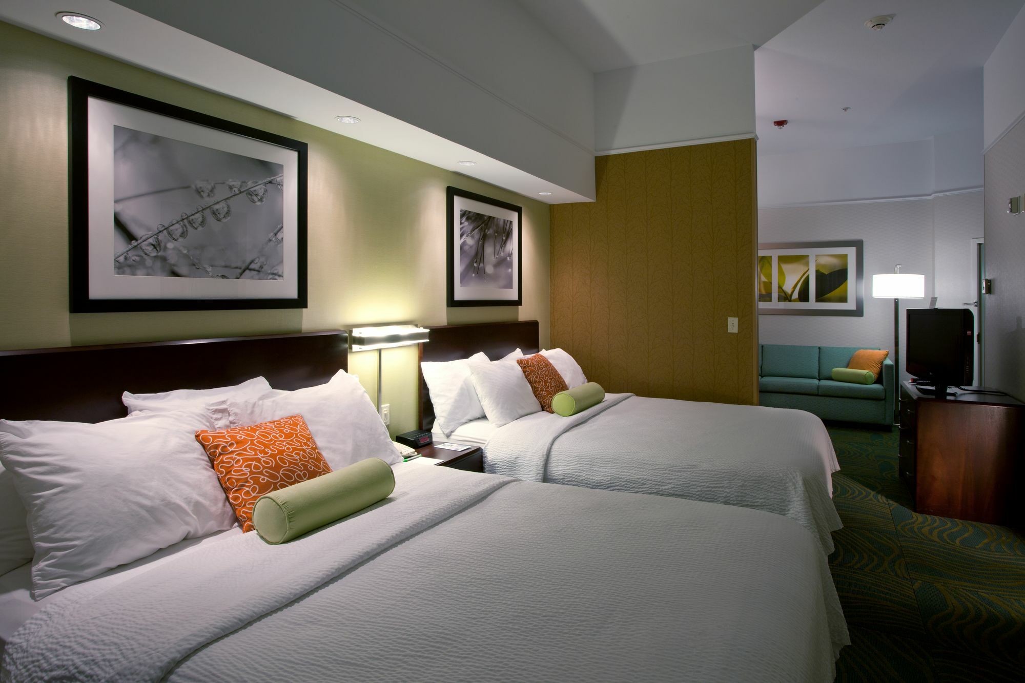 Hotel Springhill West/eagle 3*