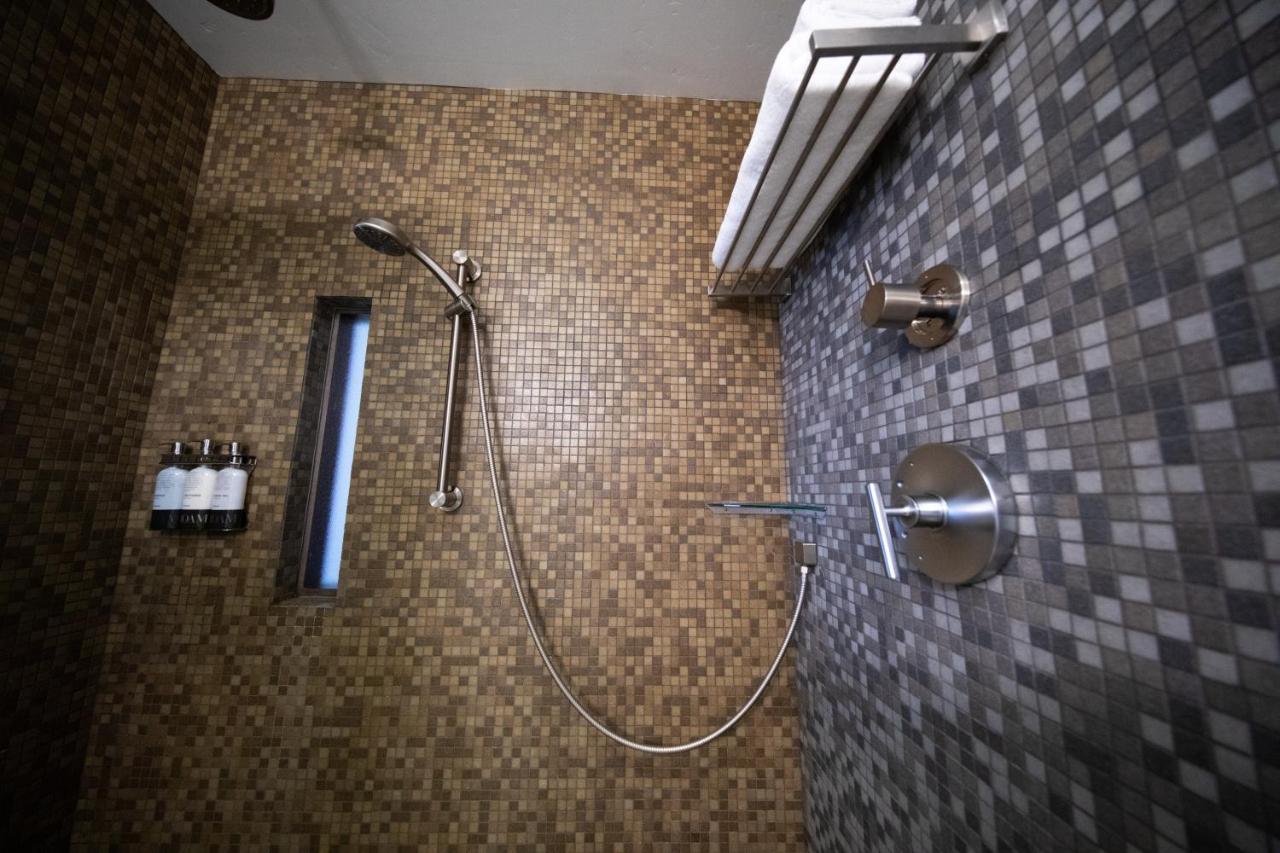 Modern Hotel 3*