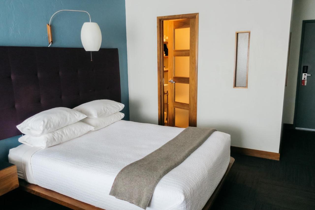 Hotel Modern