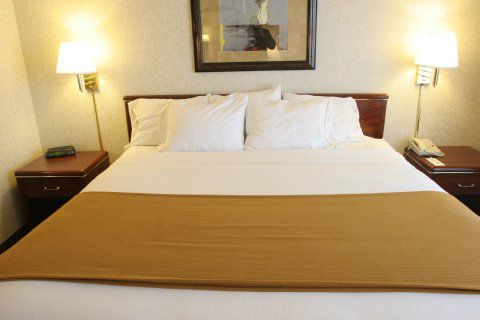 La Quinta By Wyndham Airport Hotel 3*